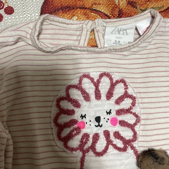 Zara Baby Pink and White Lion Shirt with Fluffy Tail - Picture 3 of 3